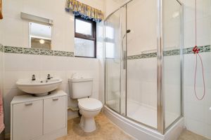 SHOWER ROOM- click for photo gallery